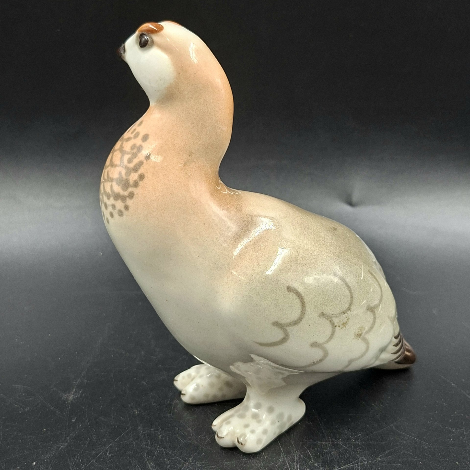 Статуэтка "Куропатка", скульптор П.П. Веселов, фарфор, роспись, Ленинградский фарфоровый завод (ЛФЗ), СССР, 1970-1992 гг.