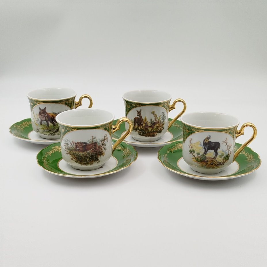 Сервиз чайно-кофейный на 4 персоны (10 предметов), украшенный изображением лесных животных, фарфор, крытье, деколь, золочение, Leander (Леандер), Чехия, 1995-2003 гг.