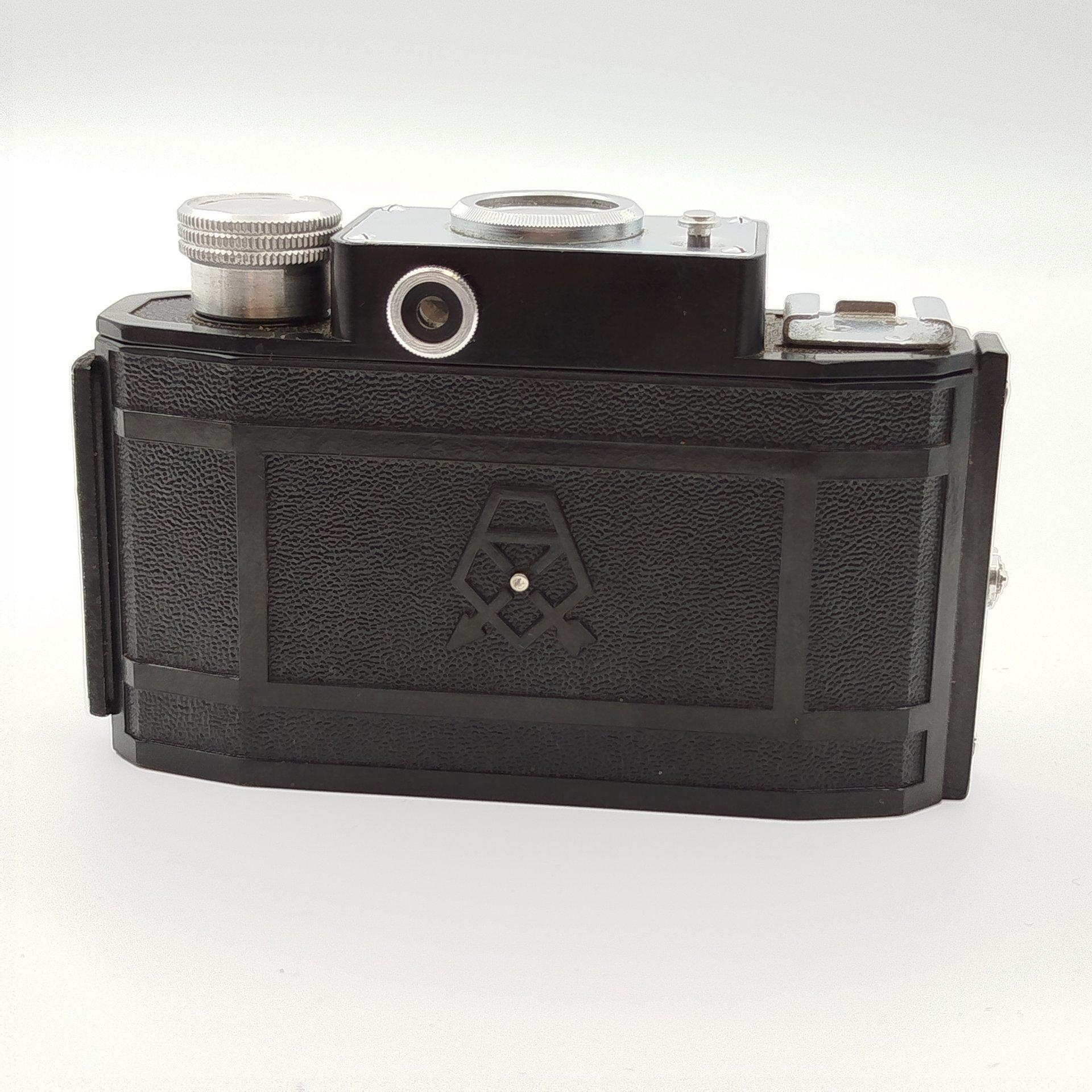 Фотоаппарат шкальный "Смена-6" и дальномер "Смена" в кофре, металл, пластик, кожа, стекло, Государственный оптико-механический завод имени ОГПУ (ГОМЗ), СССР, 162-1953 гг.