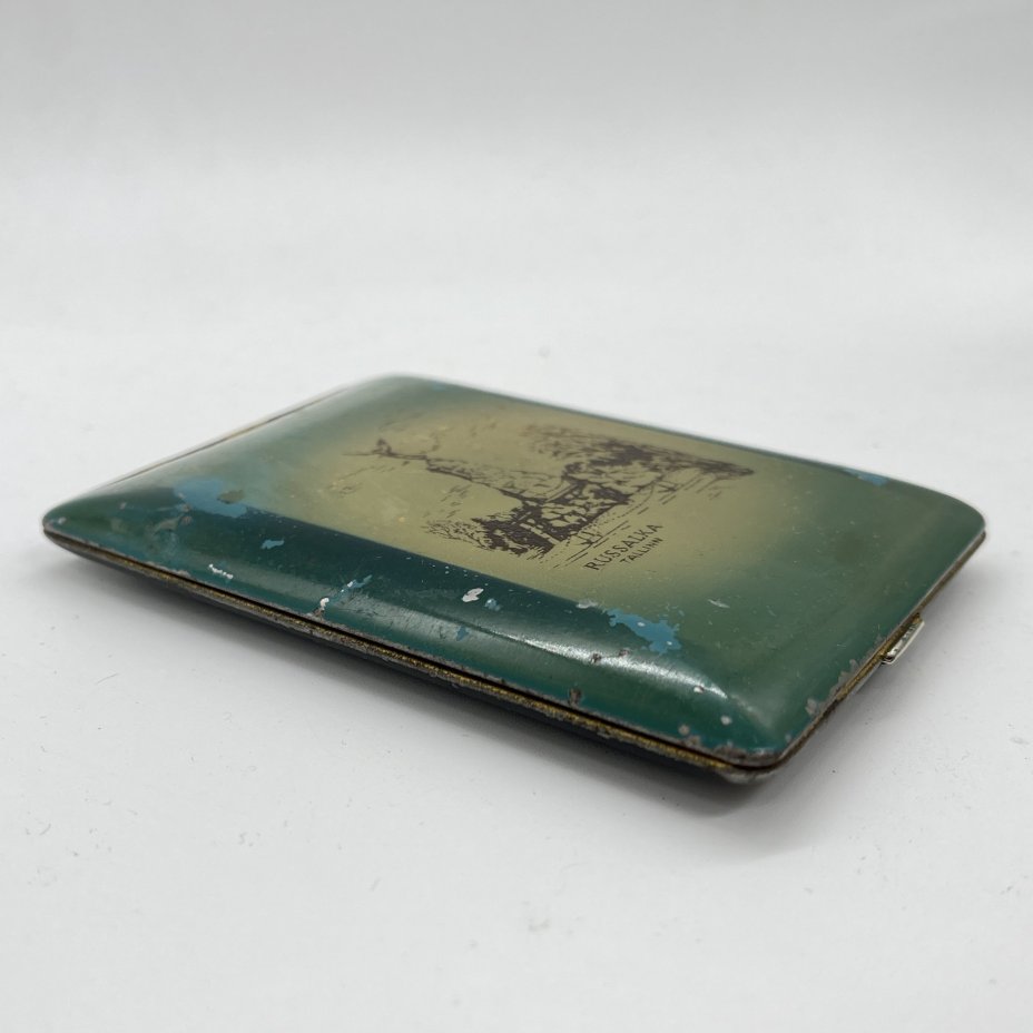 Портсигар с изображением памятника броненосцу "Русалка" в Таллине