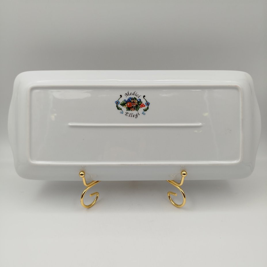 Блюдо (рулетница), украшенное изображением ягод и фруктов, Limoges