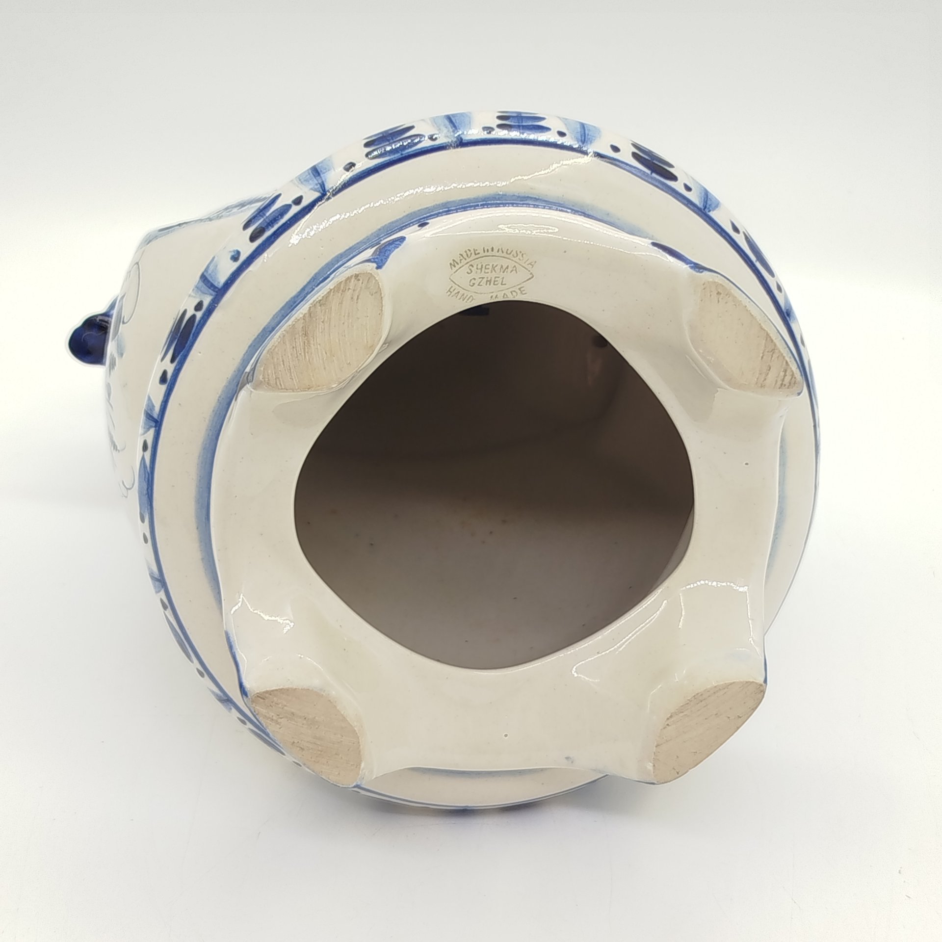 Часы настольные "Вечерний звон", автор корпуса С.В. Исаев