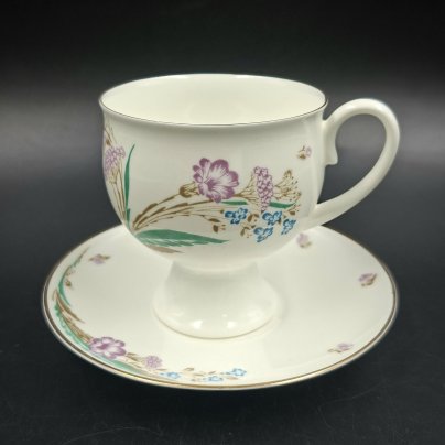 Пара кофейная "Луговые цветы" (форма "Классическая-2", автор Н.П. Славина), фарфор, деколь, золочение, Ленинградский фарфоровый завод (ЛФЗ), СССР, 1992-2001 гг.