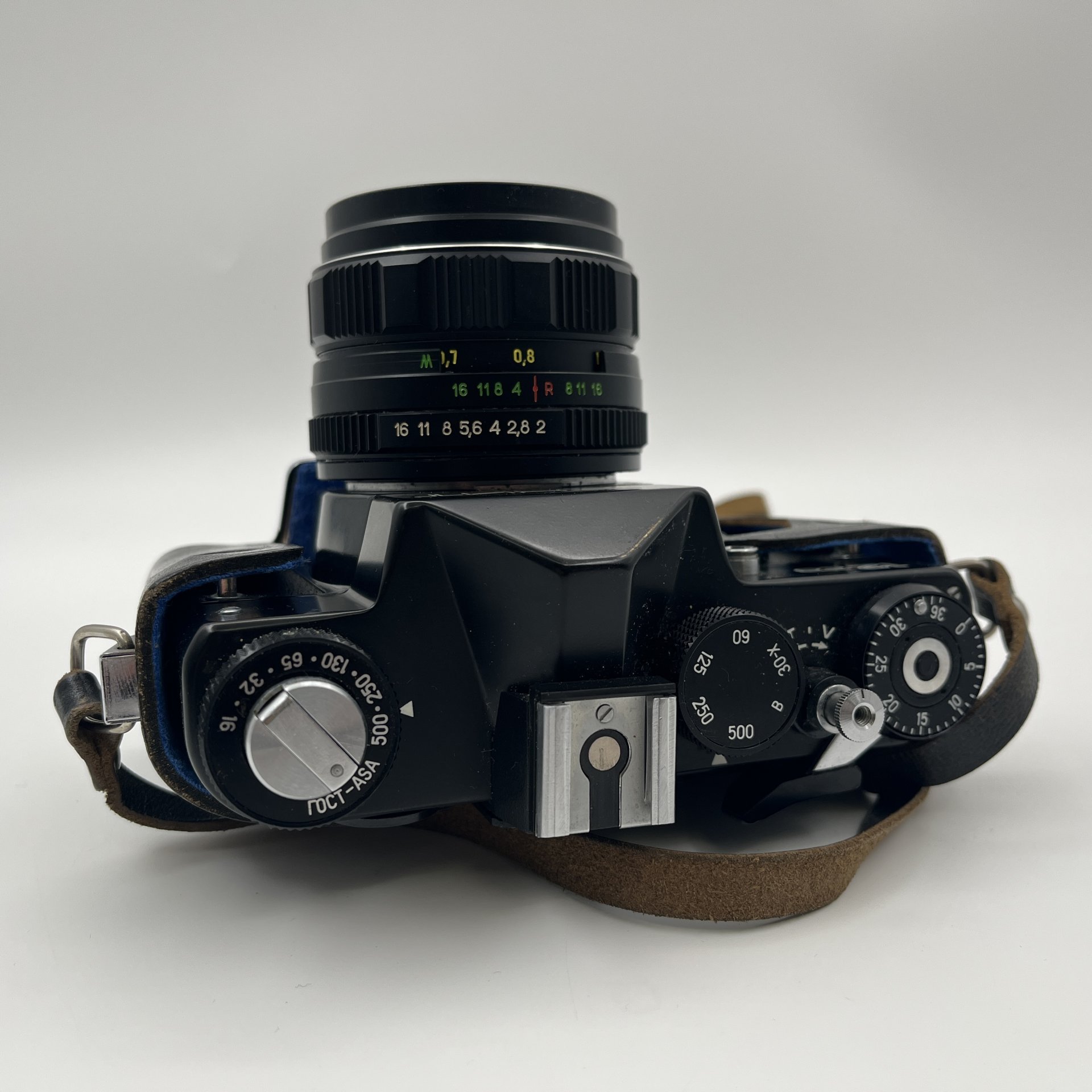 Фотоаппарат пленочный "Зенит-12 СД" с объективом "Гелиос-44М-4" в оригинальном кофре, металл, пластик, Красногорский механический завод (КМЗ), СССР, 1983-1990 гг.