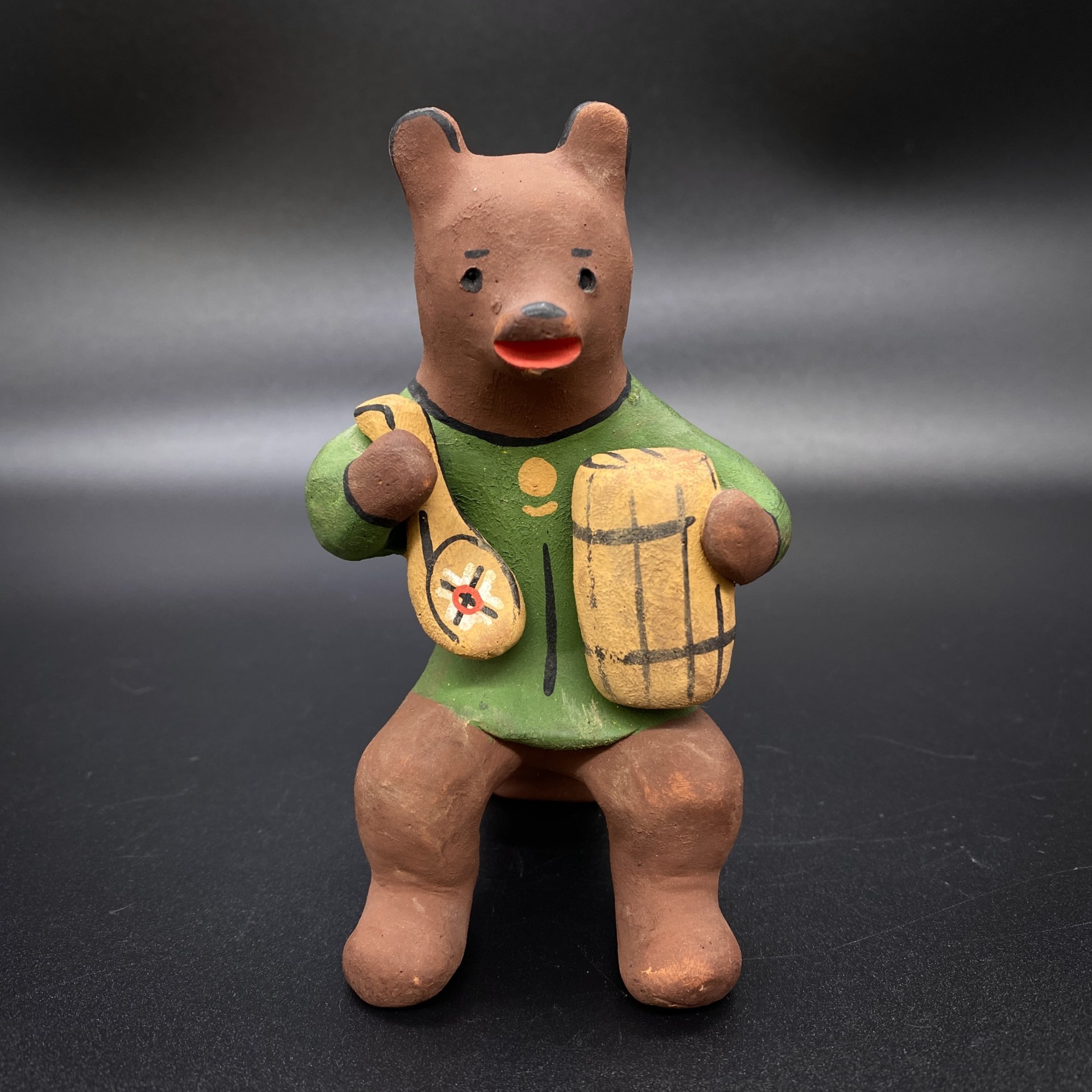 Игрушка "Медведь с бочонком меда и ложкой"