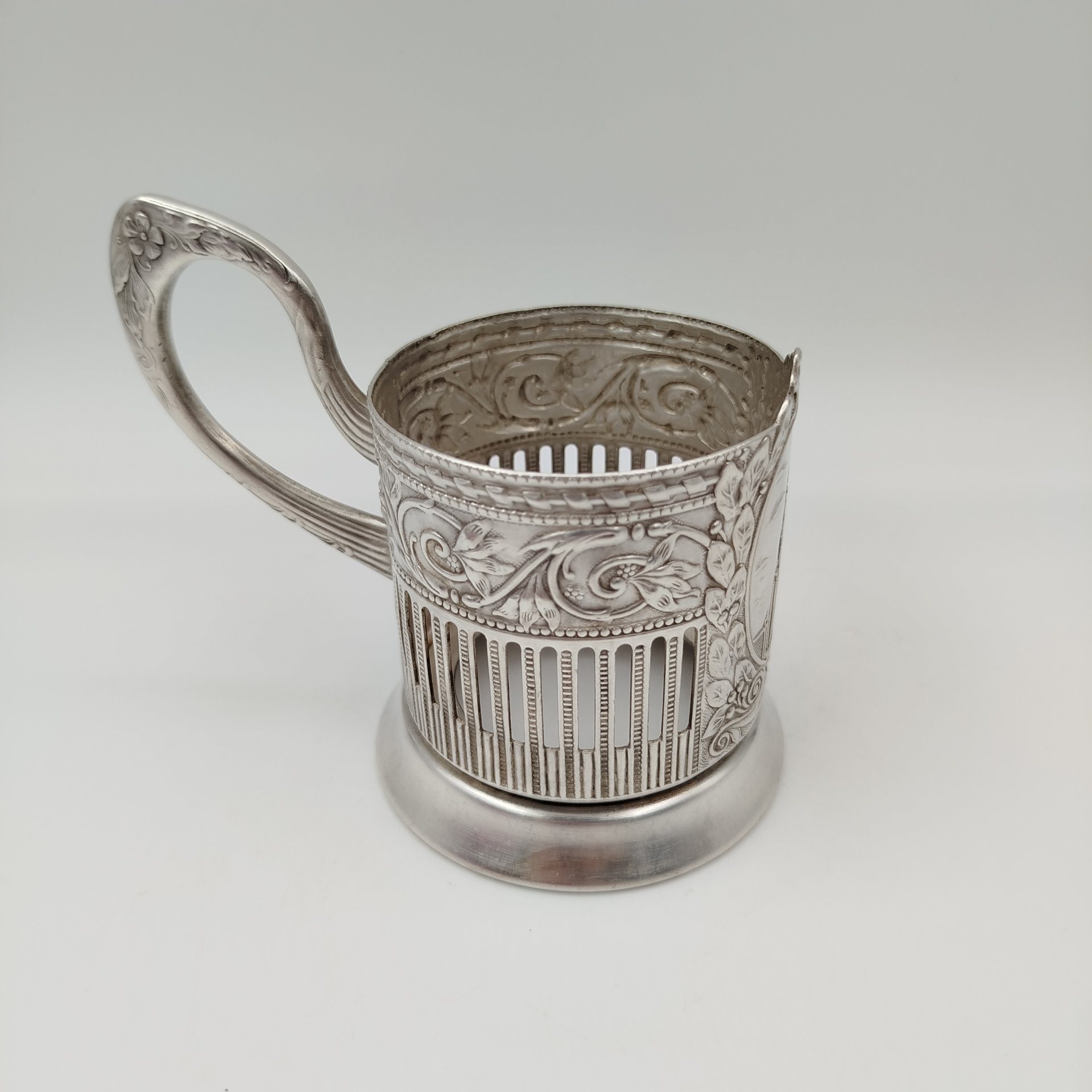 Подстаканник "МГУ", мНЦ (медь-никель-цинк), Кольчугинский завод цветных металлов, СССР, 970-1950 гг.