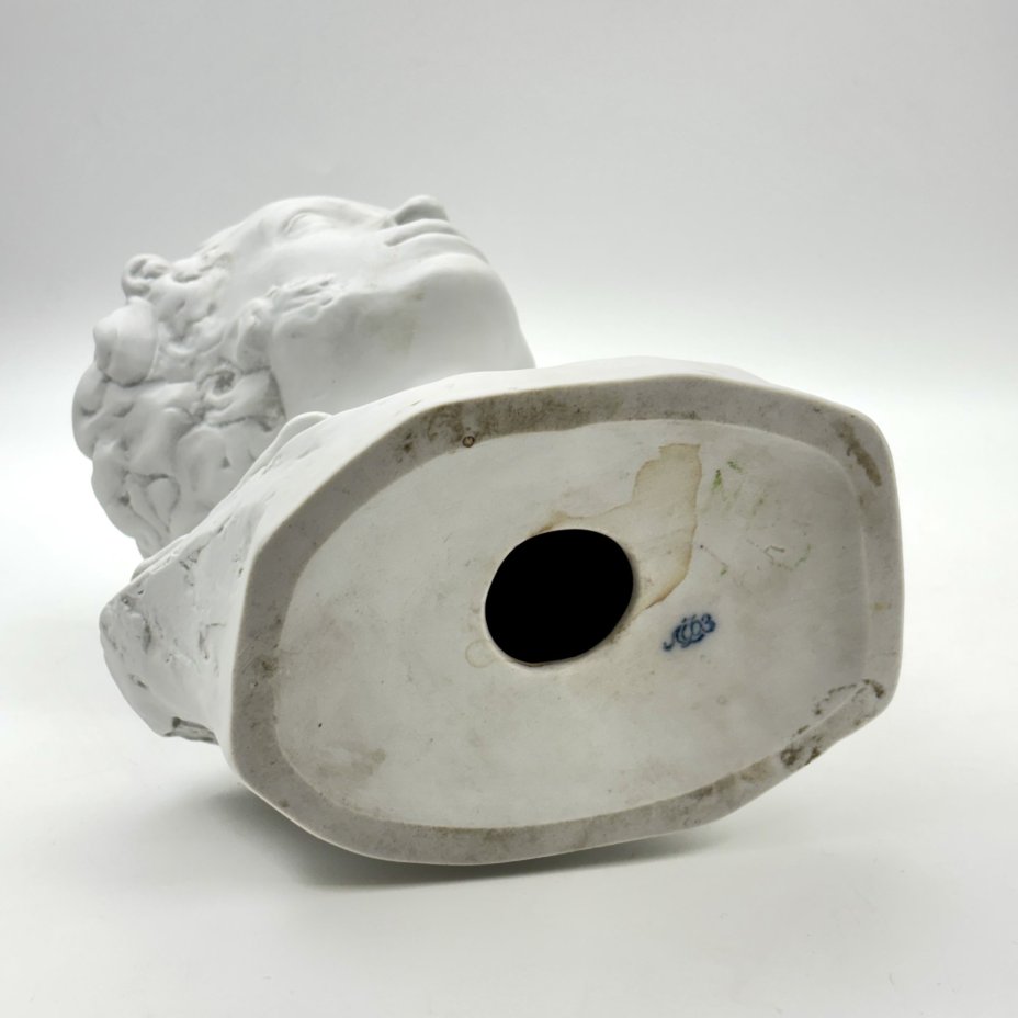 Бюст "А.С. Пушкин", автор модели А.Д. Корсиков