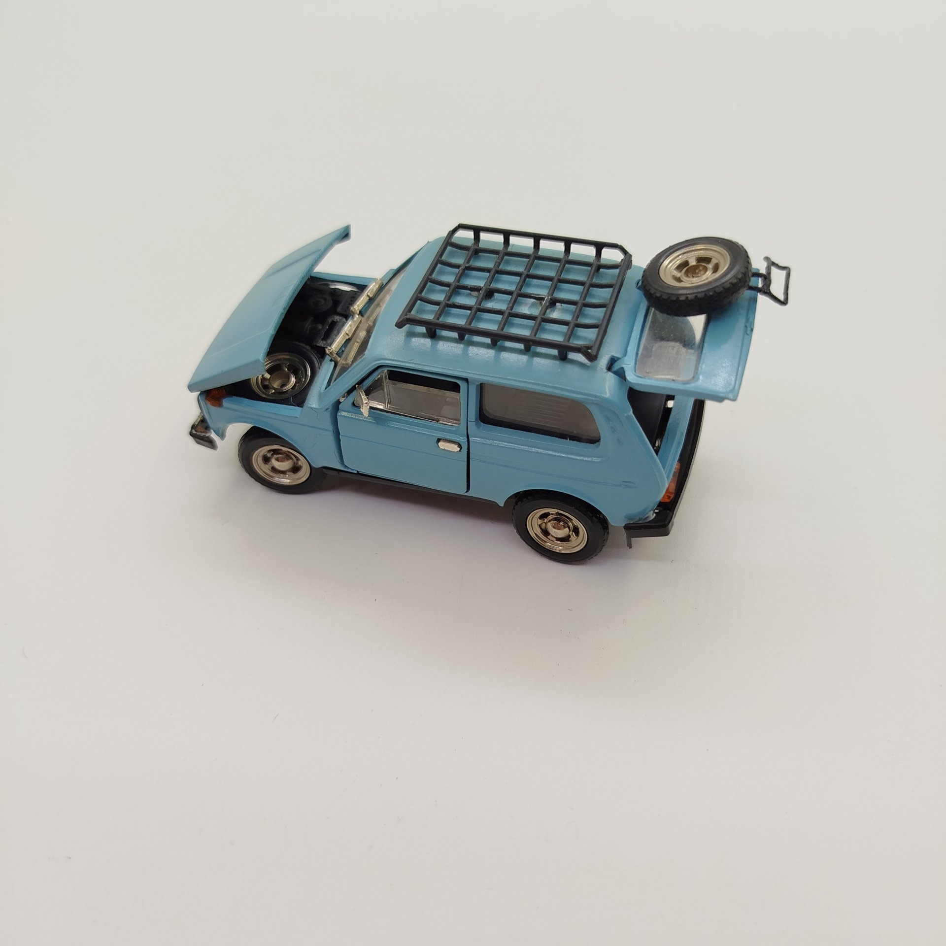 Модель автомобиля "Лада 2121 Нива", масштаб 1:43, металл, пластик, Россия, 1991-2000 гг.