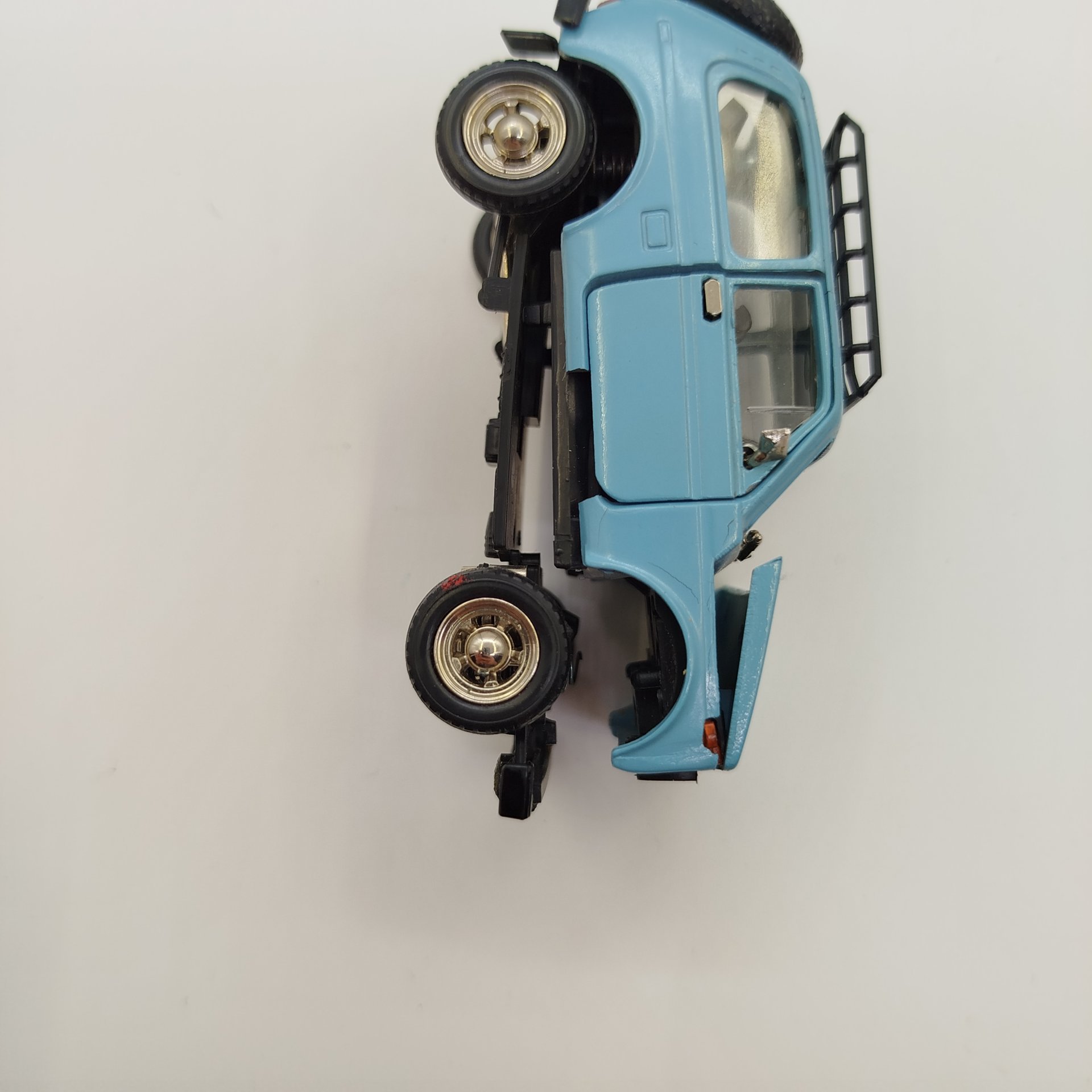 Модель автомобиля "Лада 2121 Нива", масштаб 1:43, металл, пластик, Россия, 1991-2000 гг.