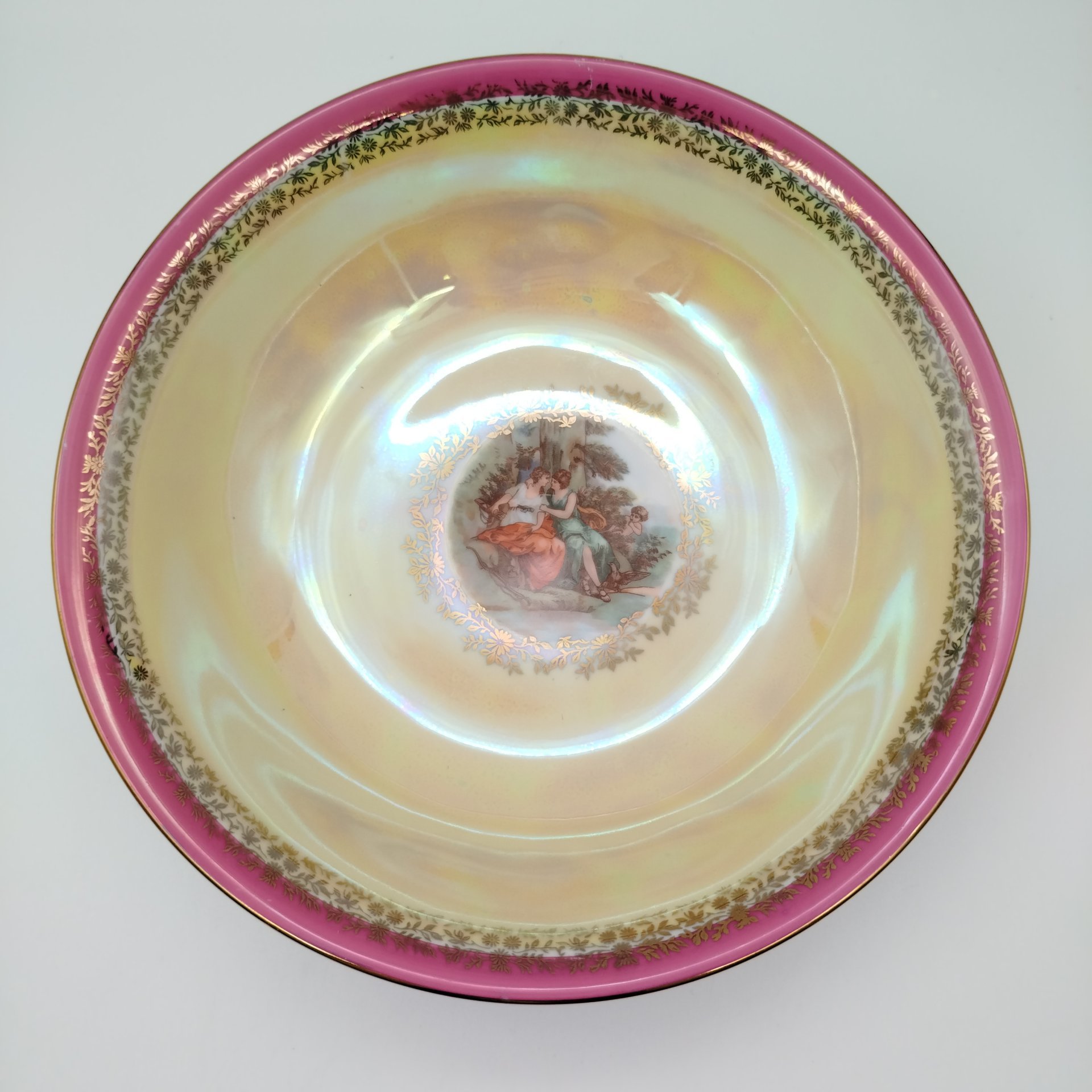 Салатник круглой формы из сервиза "Мадонна", фарфор, деколь, люстр, золочение, Fortuna Eisenberg, Германия, 1960-1973 гг.