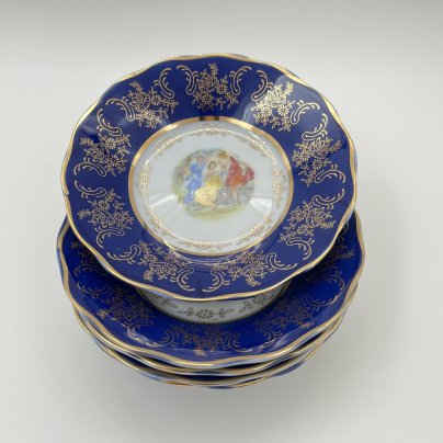 Набор блюдец из сервиза "Мадонна" на 5 персон с кантом кобальтового цвета, фарфор, крытье, деколь, золочение, Moritz Zdekauer (MZ), Чехия, 1991-2010 гг.