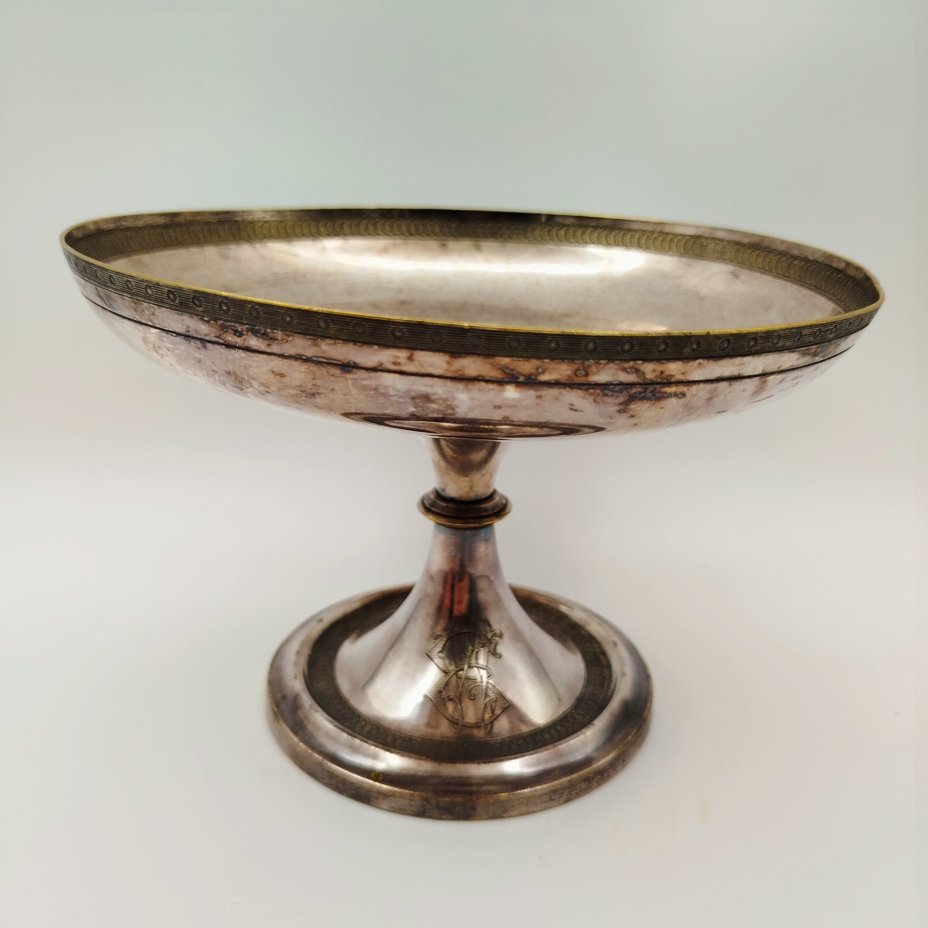 Фруктовница на ножке с монограммой "EW", Adolphe Boulenger, металл, серебрение, Франция, 1870-1900 гг.