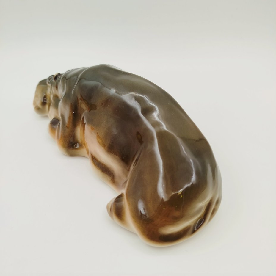 Статуэтка "Бегемот лежащий", фарфор, аэрография, Ленинградский фарфоровый завод (ЛФЗ), СССР, 1970-1991 гг.