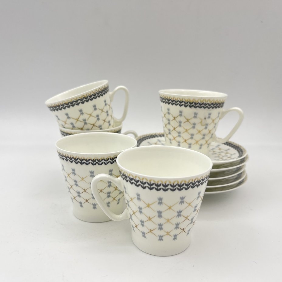 Набор кофейных пар "Золотая сетка" на 5 персон, фарфор, деколь, Ленинградский фарфоровый завод ("ЛФЗ"), 1975-1991 гг.