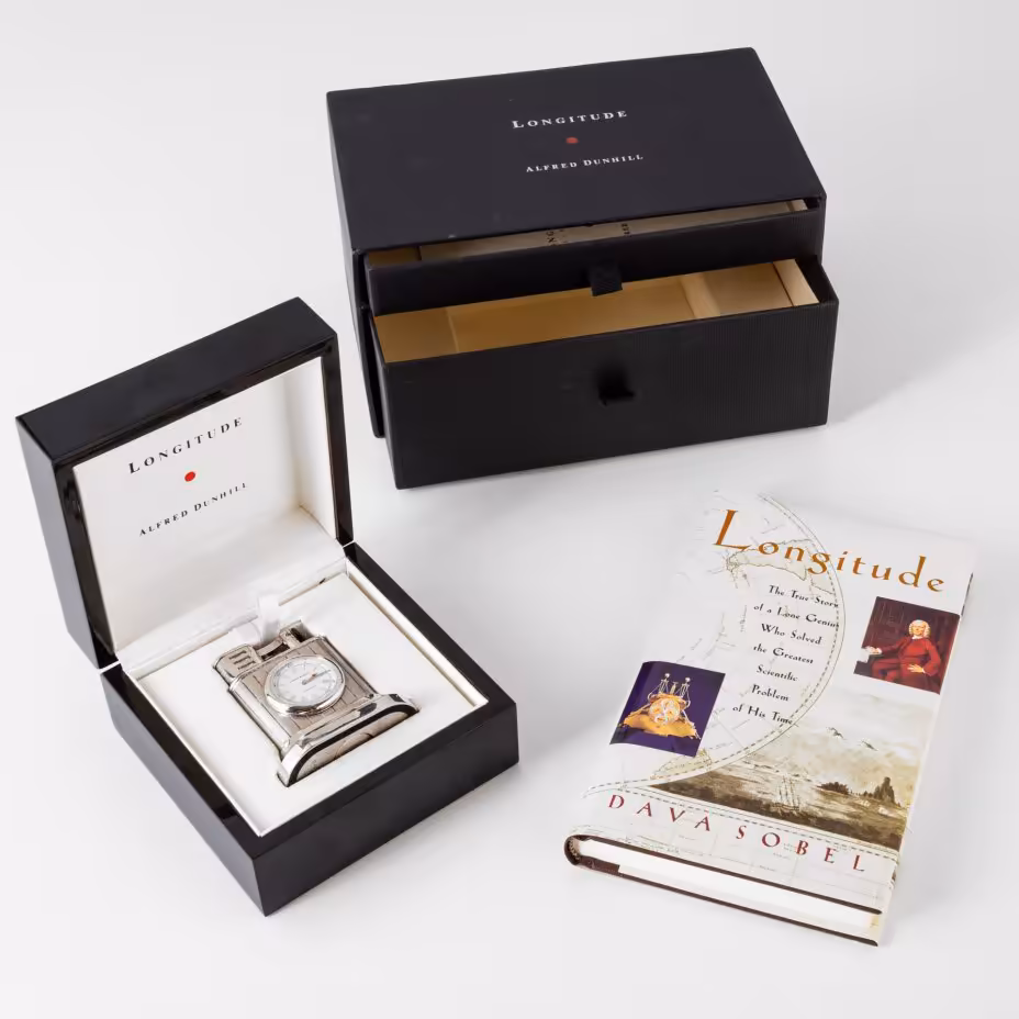 Зажигалка с часами в подарочном футляре с книгой, Dunhill