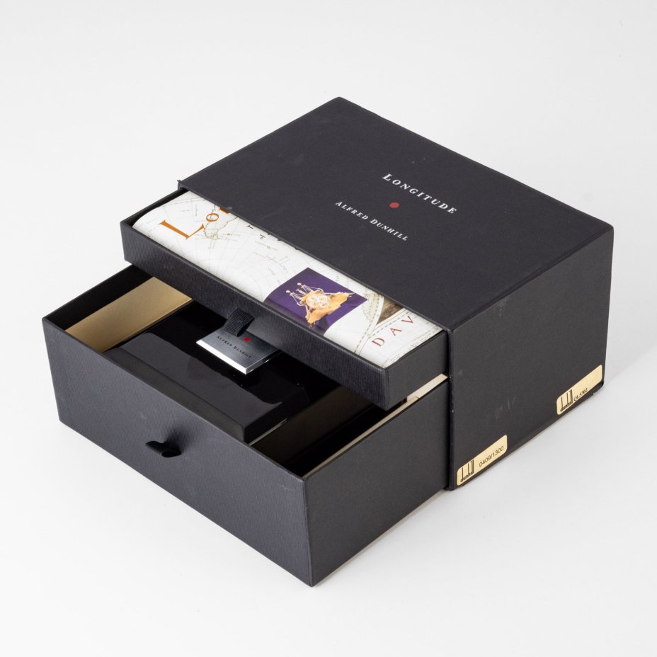 Зажигалка с часами в подарочном футляре с книгой, Dunhill
