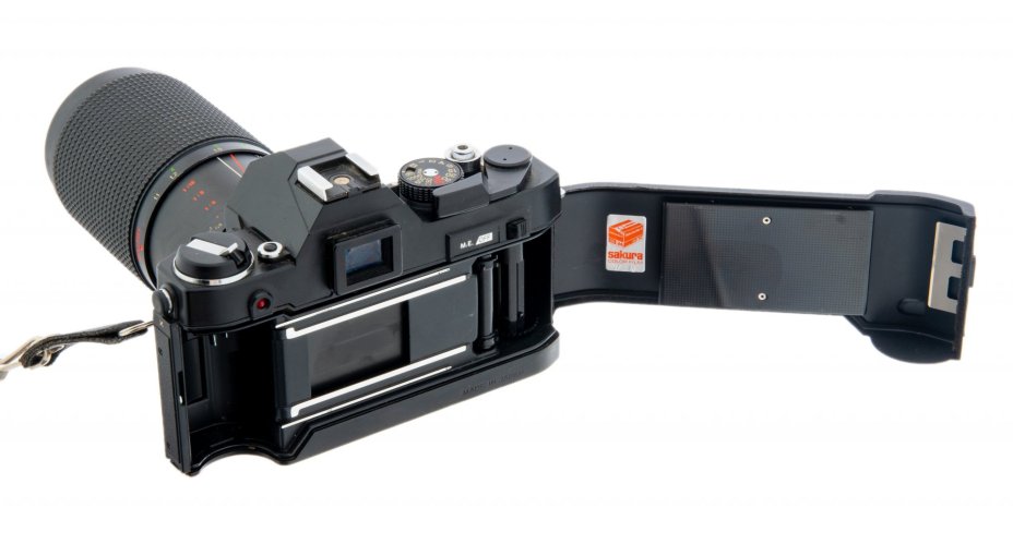 Фотоаппарат  пленочный "Konica Autoreflex T4" с объективом "Ozunon GMC Auto Tele Liner-Zoom 1:45 75-200 mm", металл, пластик, Япония,  1970-1980 гг., Konica
