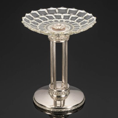 Фруктовница, стилизованная под ротонду с колоннами, металл, серебрение, стекло, Bracia Henneberg (Братья Хеннеберг, Варшава), Царство Польское, 1882-1915 гг.