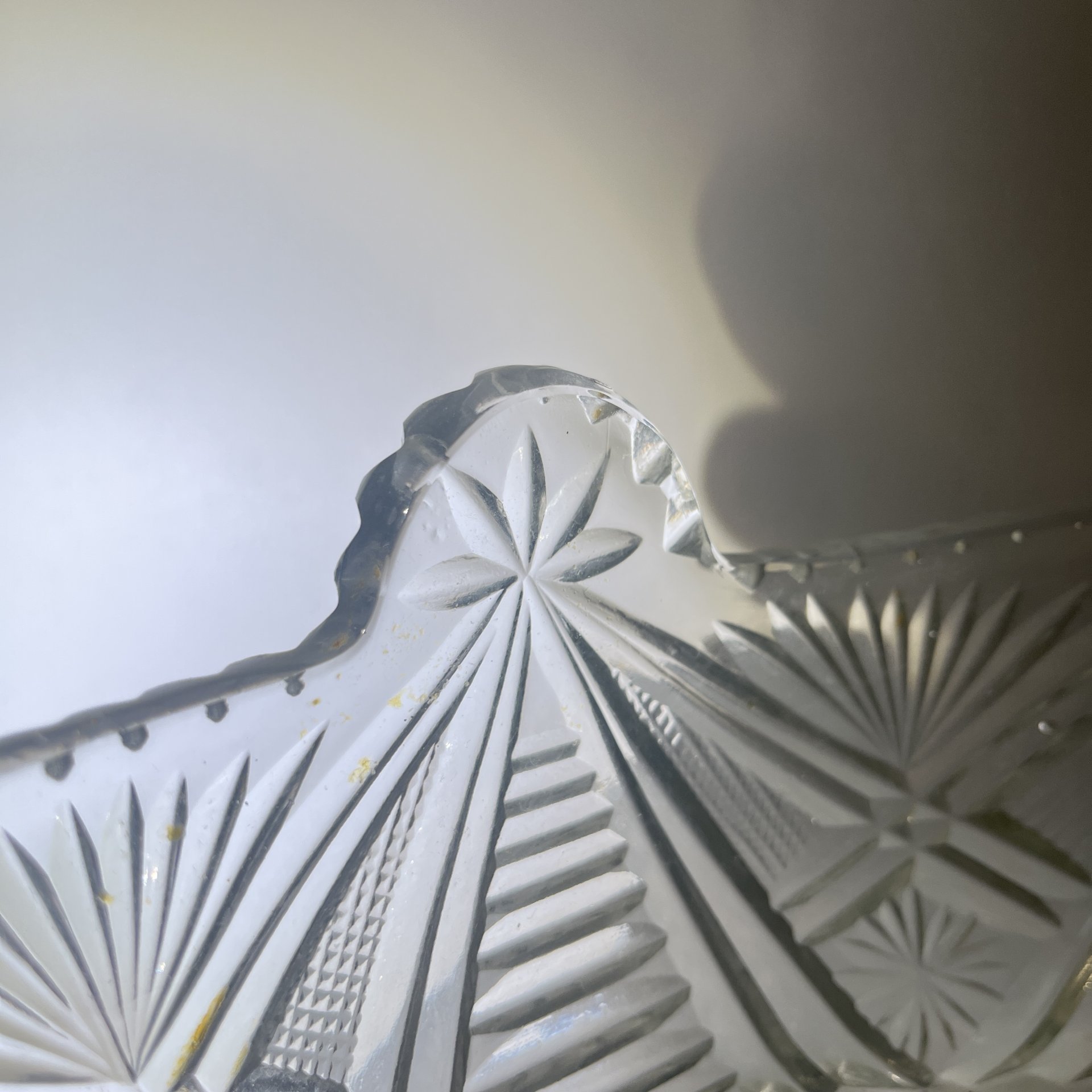 Салатник-ладья с резным геометрическим декором, хрусталь, алмазная грань, СССР, 1970-1990 гг.