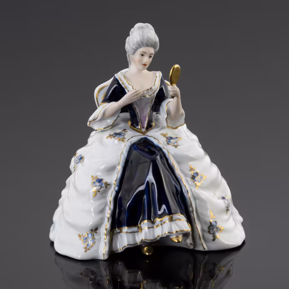 Статуэтка "Дама с зеркалом", Royal Dux Bohemia