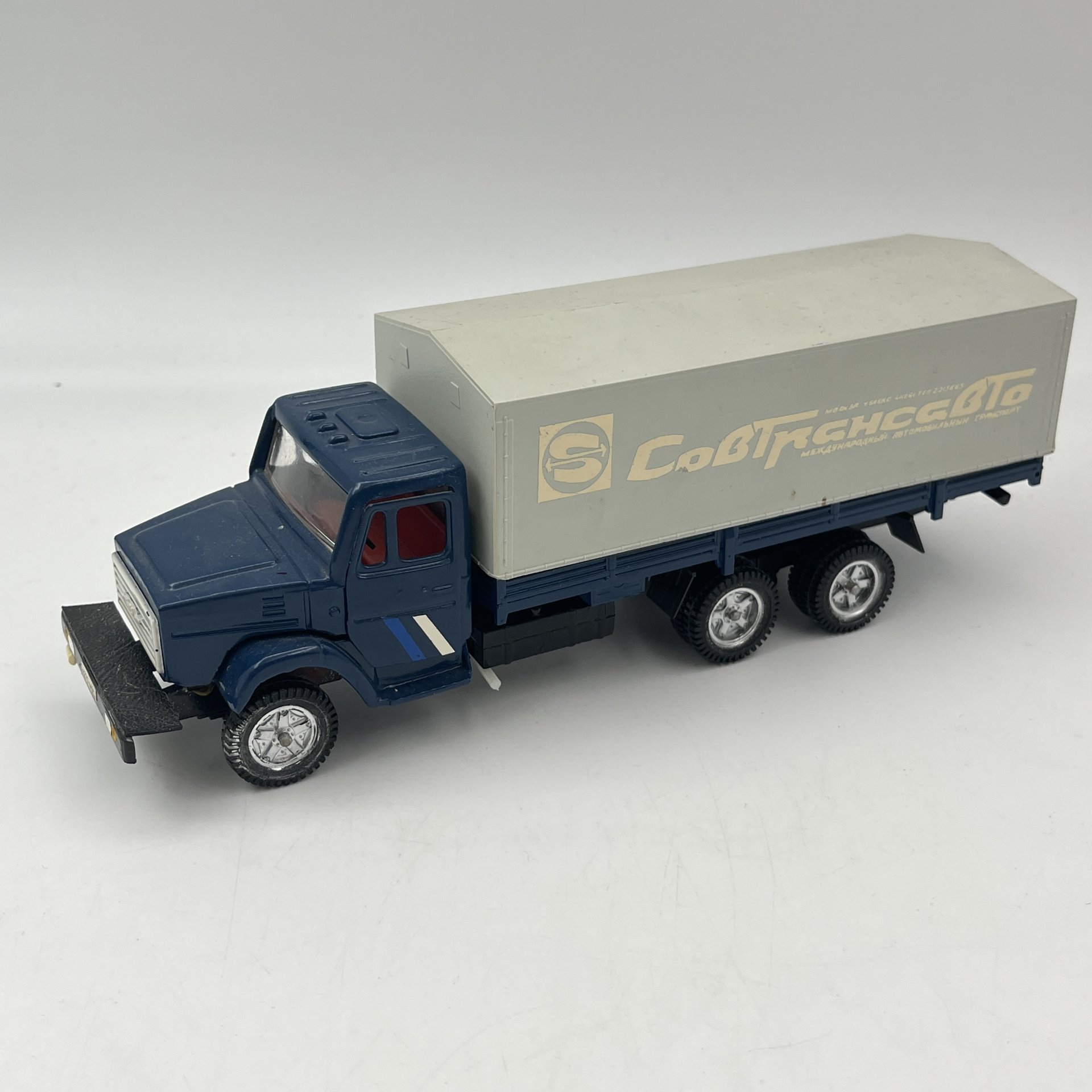 Модель автомобиля "ЗИЛ-6309", (авторская модель), металл, пластмасса, СССР, 1980-1991 гг.