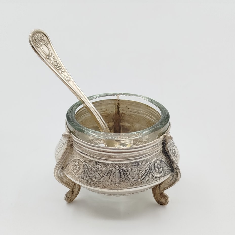 Солонка с ложкой, украшенная цветочным декором, Мстерская художественная фабрика  «Ювелир»
