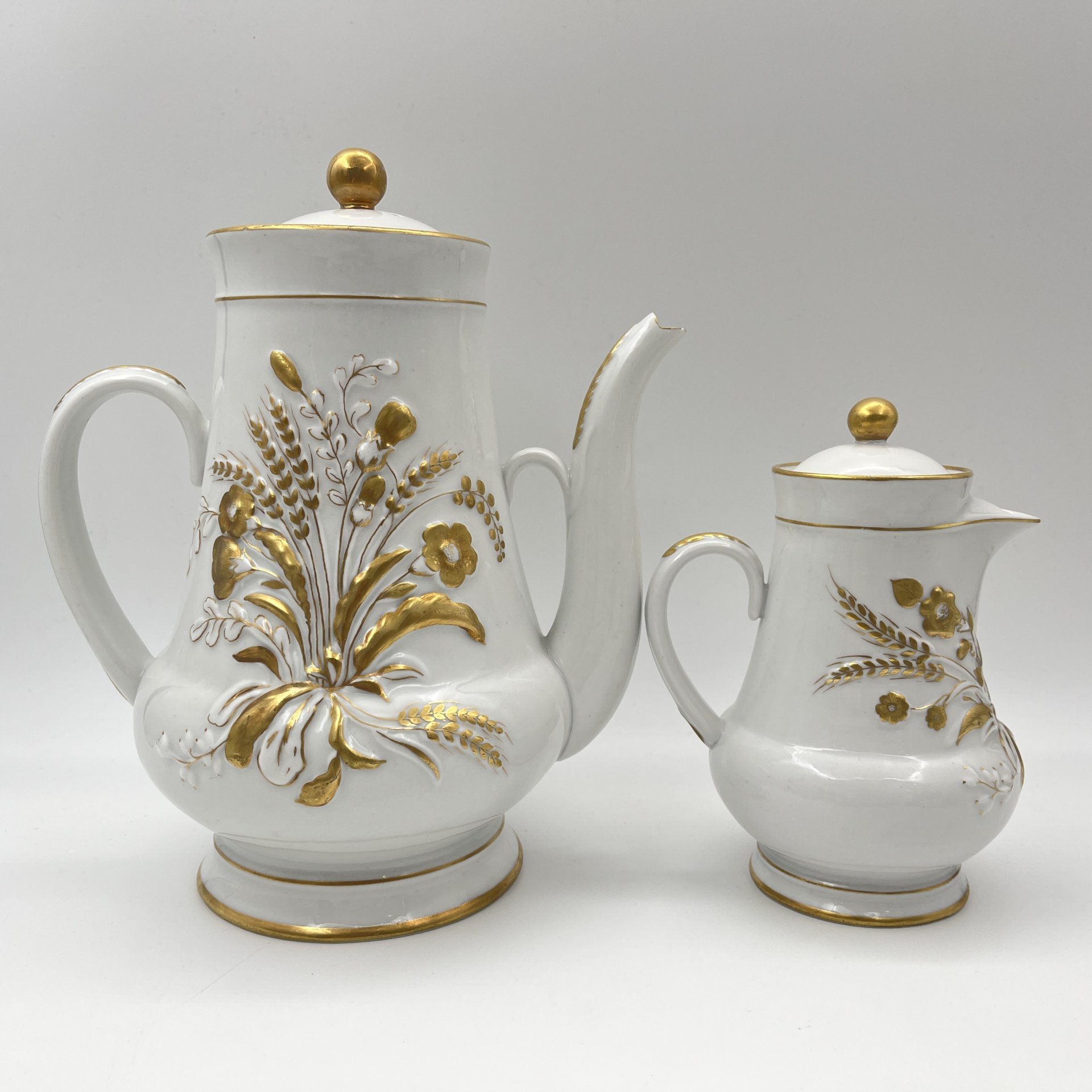 Набор кофейный "Золотой букет", автор формы и росписи Криммер Э.М.