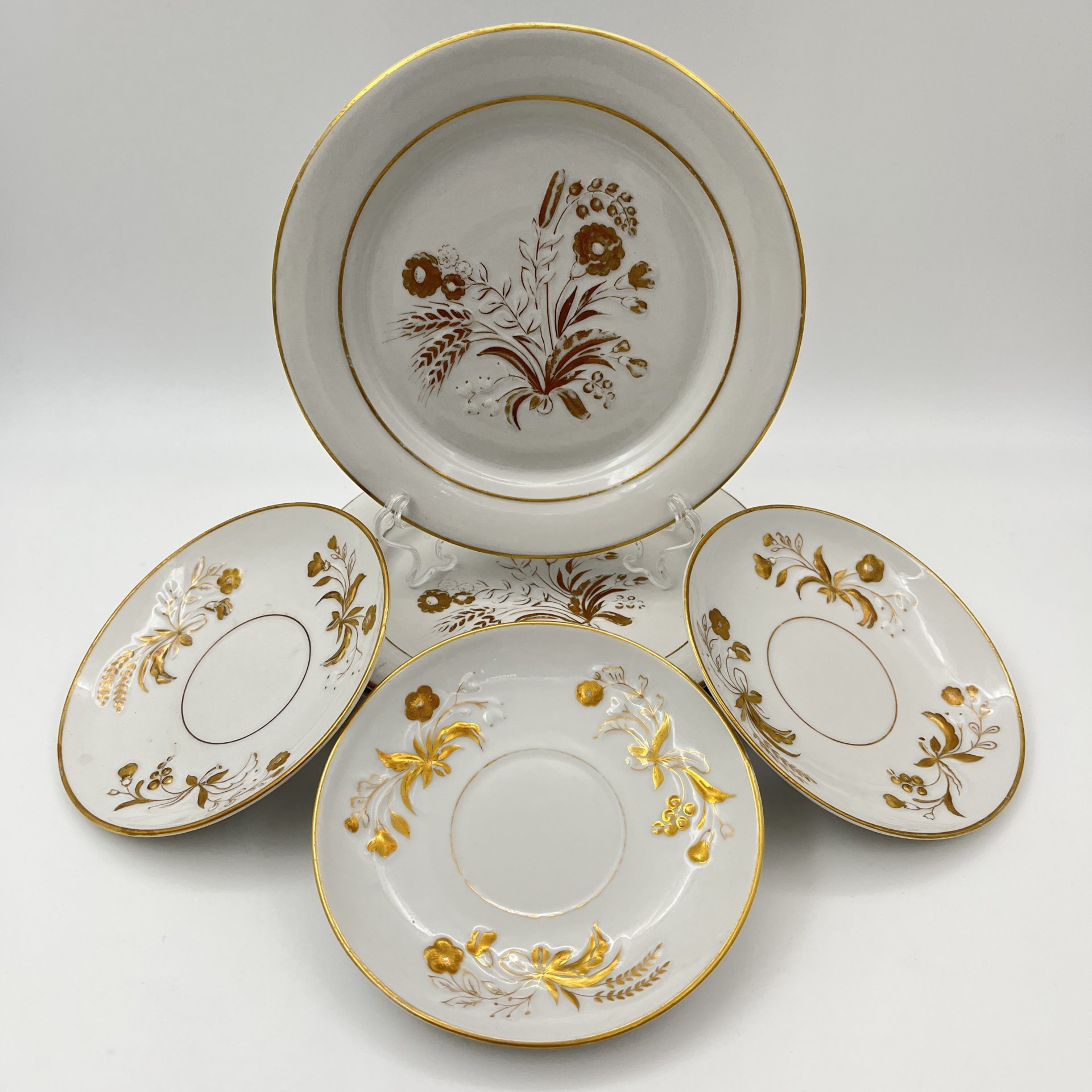 Набор кофейный "Золотой букет", автор формы и росписи Криммер Э.М.