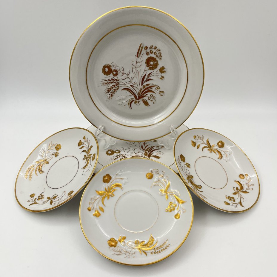 Набор кофейный "Золотой букет", автор формы и росписи Криммер Э.М.