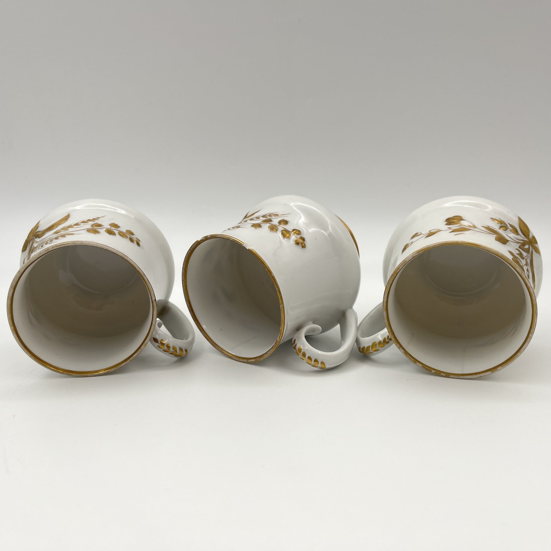 Набор кофейный "Золотой букет", автор формы и росписи Криммер Э.М.