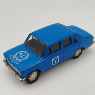 Модель автомобиля "ВАЗ 2101" (Саратов. 400 лет)