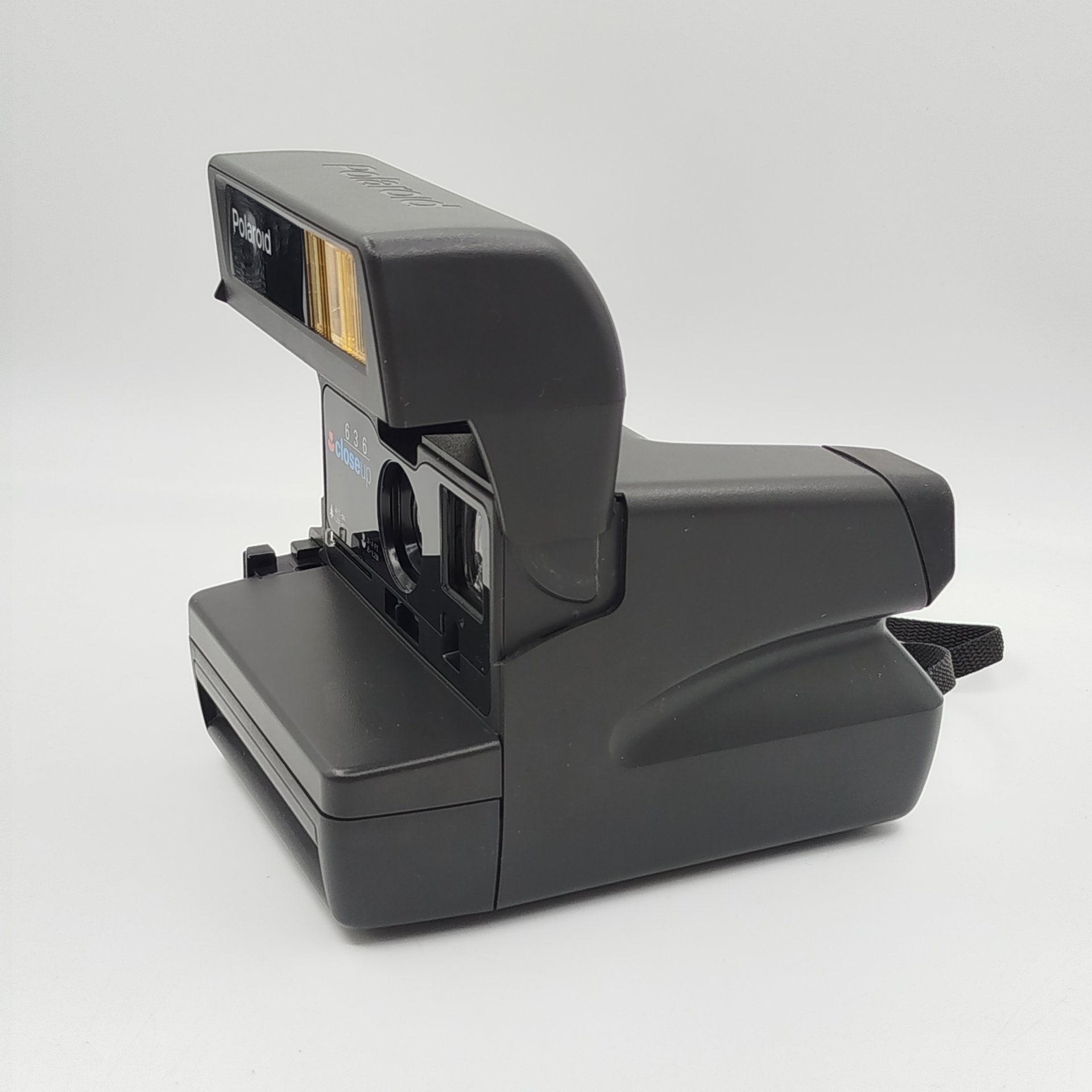 Фотоаппарат мгновенной печати "Polaroid 636 Close Up" в оригинальной коробке, Polaroid