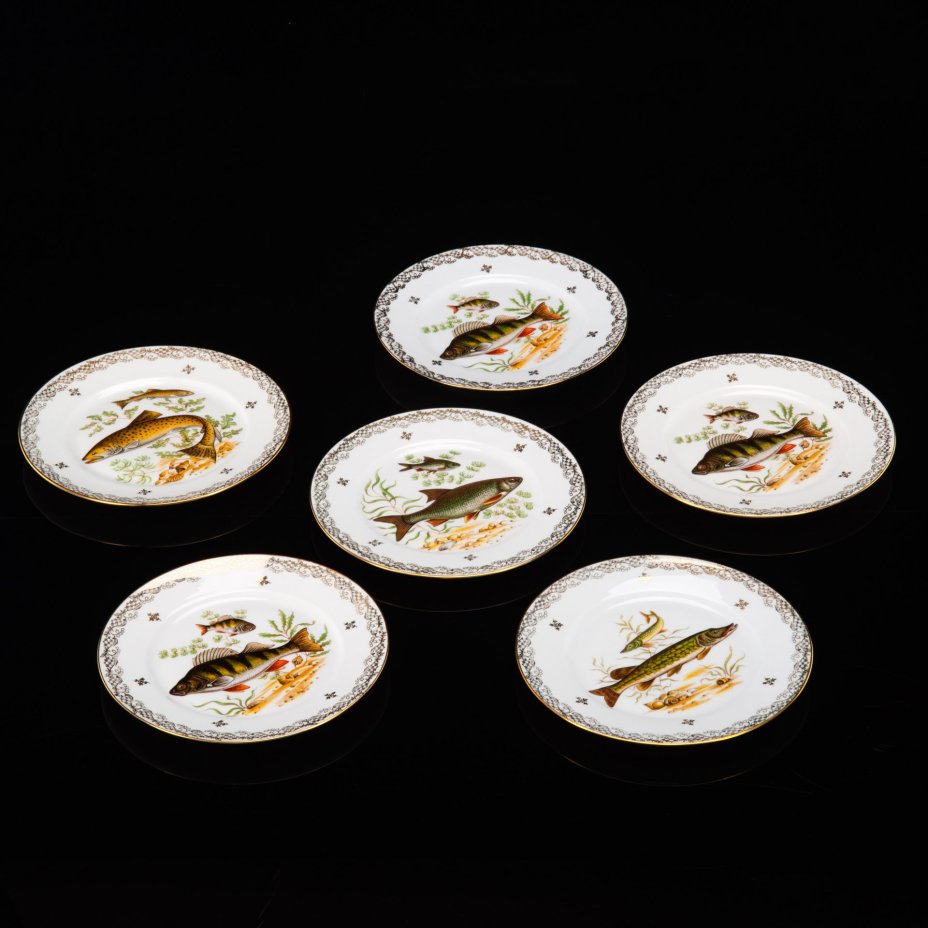 Набор из 6-ти тарелок и блюда, украшенных изображением различных рыб, ETS Chadelaud, фарфор, деколь, золочение, Limoges, Франция, 1950-1970 гг.