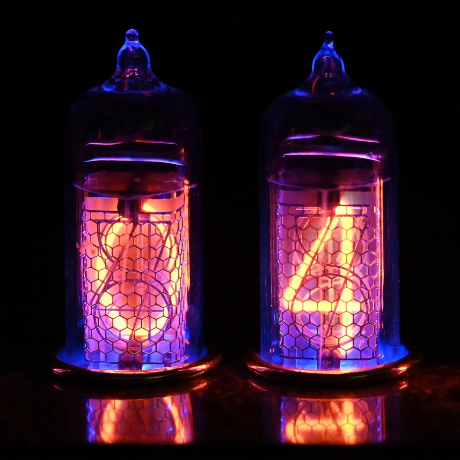 Часы настольные "Восток-1"