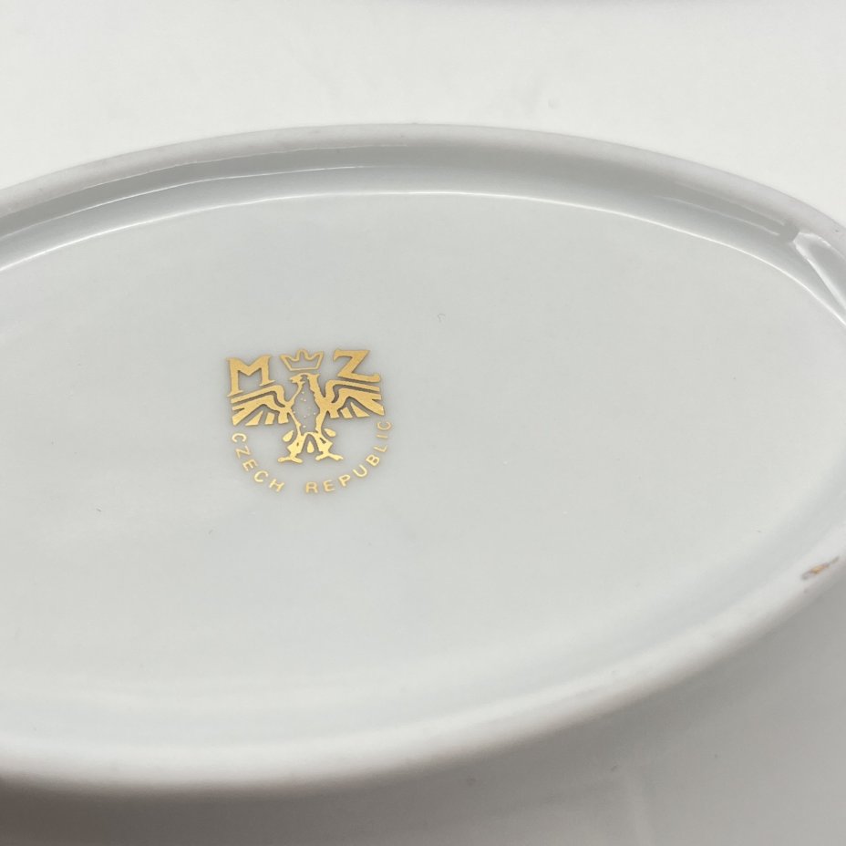 Набор розеток овальной формы из сервиза "Мадонна" на 5 персон с кантом кобальтового цвета, фарфор, крытье, деколь, золочение, Moritz Zdekauer (MZ), Чехия, 1991-2010 гг.