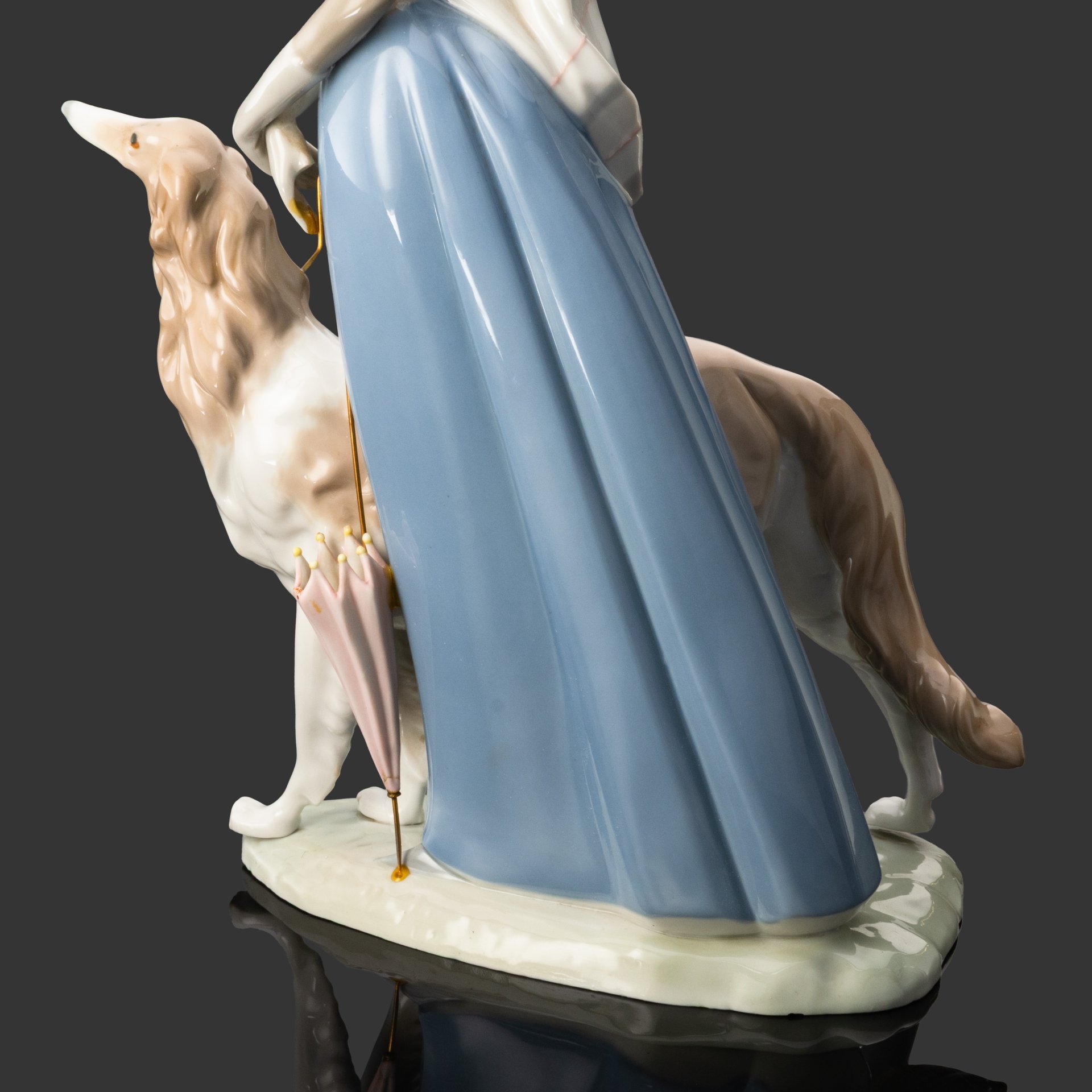 Статуэтка "Дама с собачкой" ("Леди с борзой"), Lladro