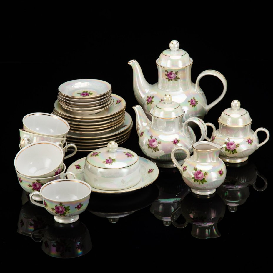 Сервиз чайный с декором в виде роз на 6 персон (28 предметов), фарфор, деколь, люстр, золочение, Colditz (Кольдиц), ГДР, 1970-1990 гг.