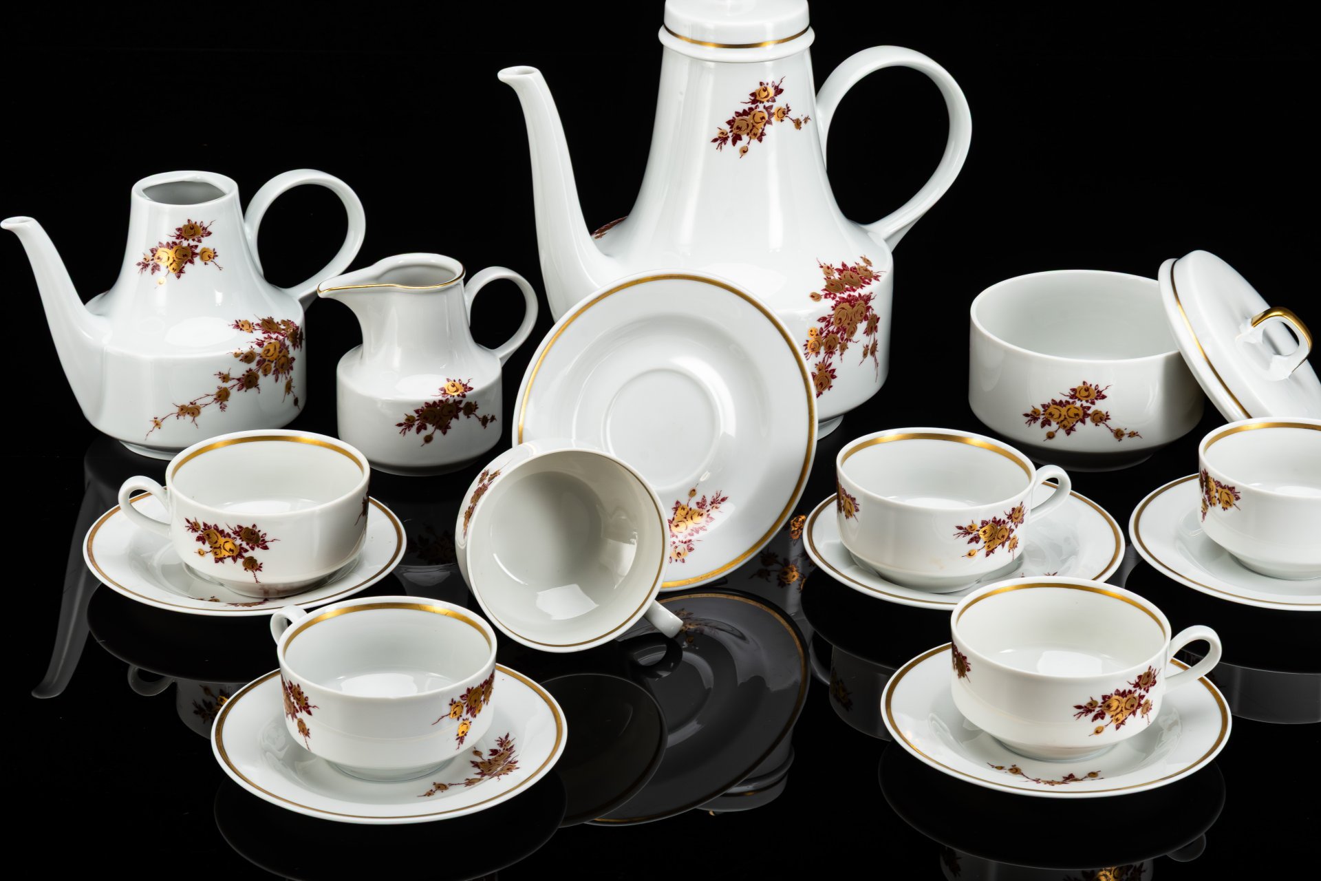 Сервиз чайно-кофейный с цветочным декором на 6 персон (16 предметов), коллекция "Helena"