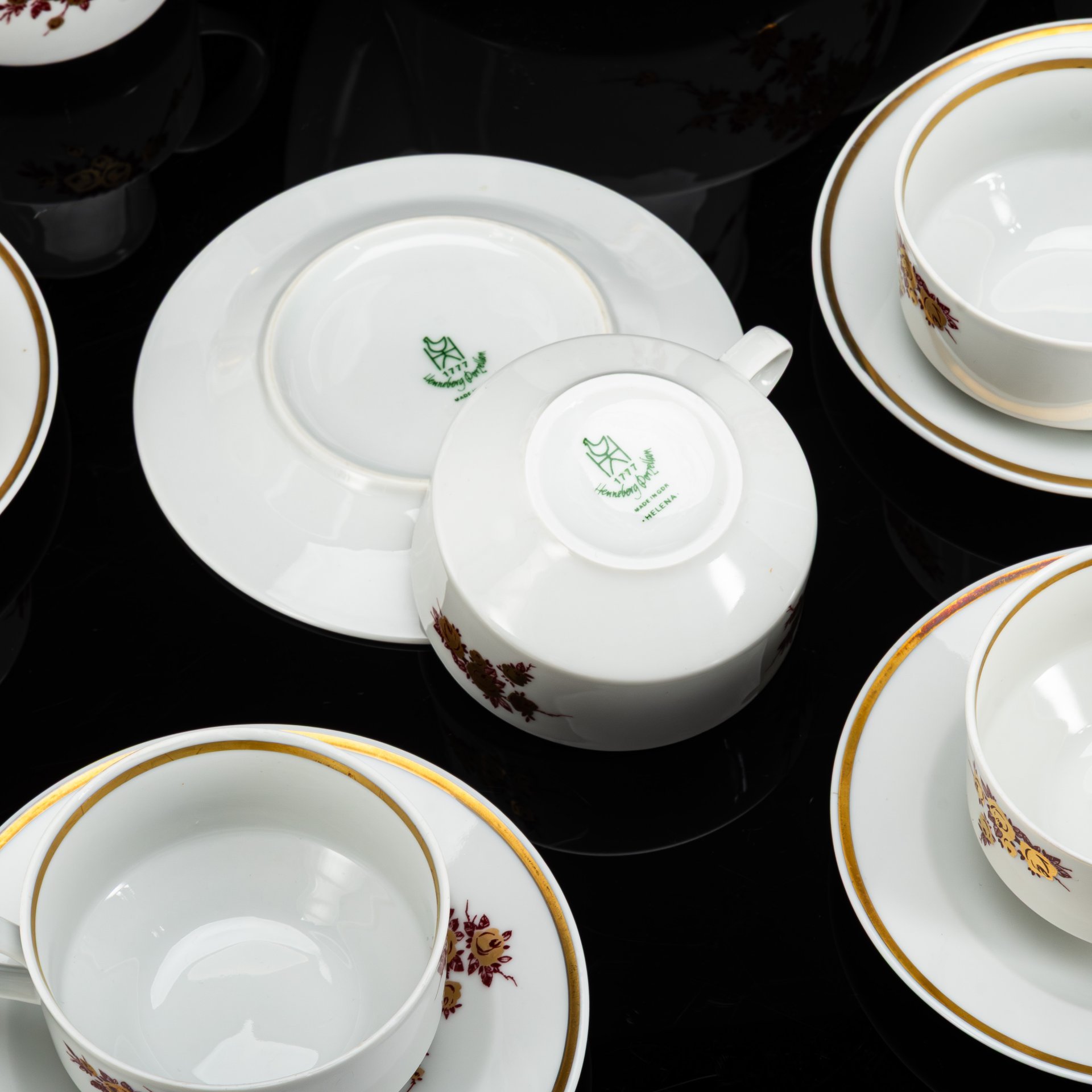 Сервиз чайно-кофейный с цветочным декором на 6 персон (16 предметов), коллекция "Helena"