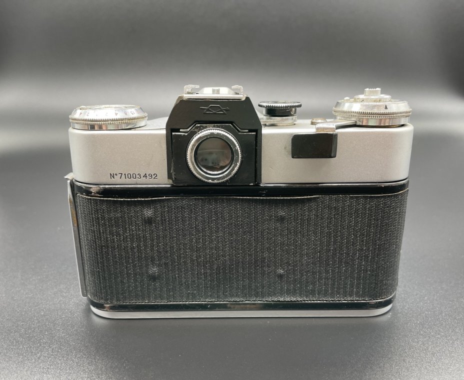 Фотоаппарат "Зенит-Е" с объективом "Индустар-50-2", Красногорский механический завод (КМЗ)