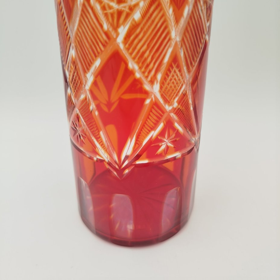 Ваза "Салют", автор Н.А. Тарковская, стекло, алмазная грань, Гусевской хрустальный завод (Гусь-Хрустальный), СССР, 1950-1970 гг.
