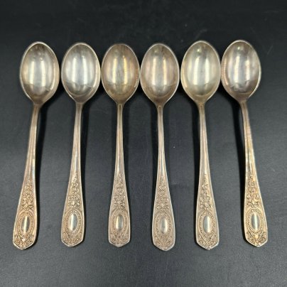 Набор из шести чайных ложек с растительным декором, мНЦ (медь-никель-цинк), Кольчугинский завод цветных металлов, СССР, 1960-1990 гг.