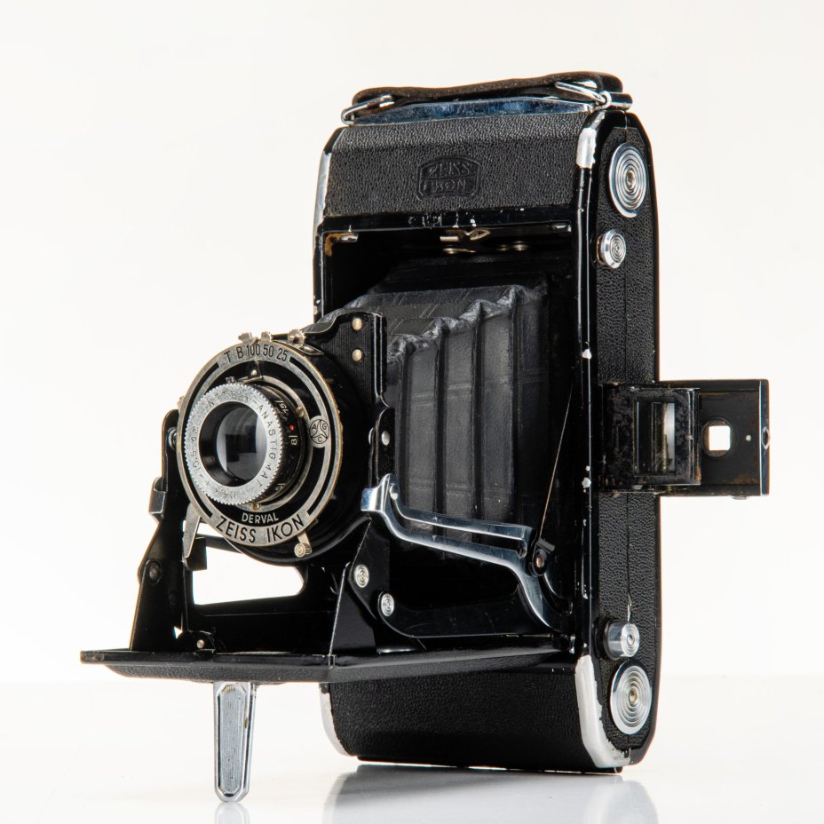Фотоаппарат пленочный "Zeiss Ikon Derval" с объективом "Nettar-Anastigmat 1:6,3/10,5 сm" в оригинальном кофре, металл, стекло, кожа, Carl Zeiss, Германия, 1930-1940 гг.
