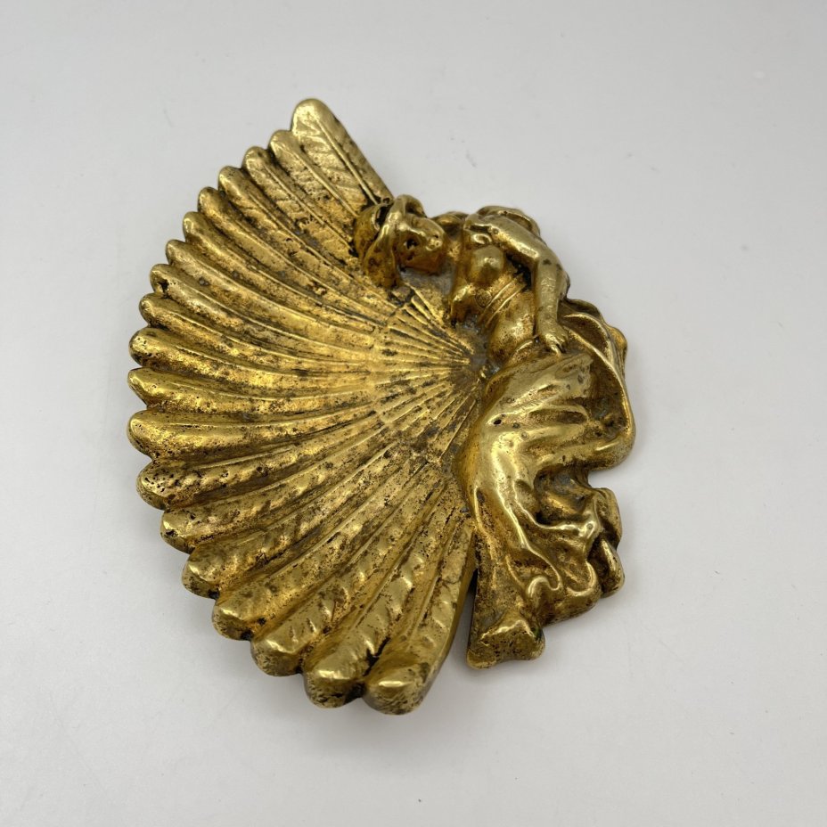 Пепельница "Девушка с веером", металл, литье, Россия, 1900-1950 гг.