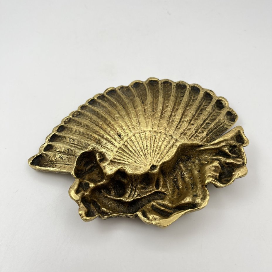 Пепельница "Девушка с веером"