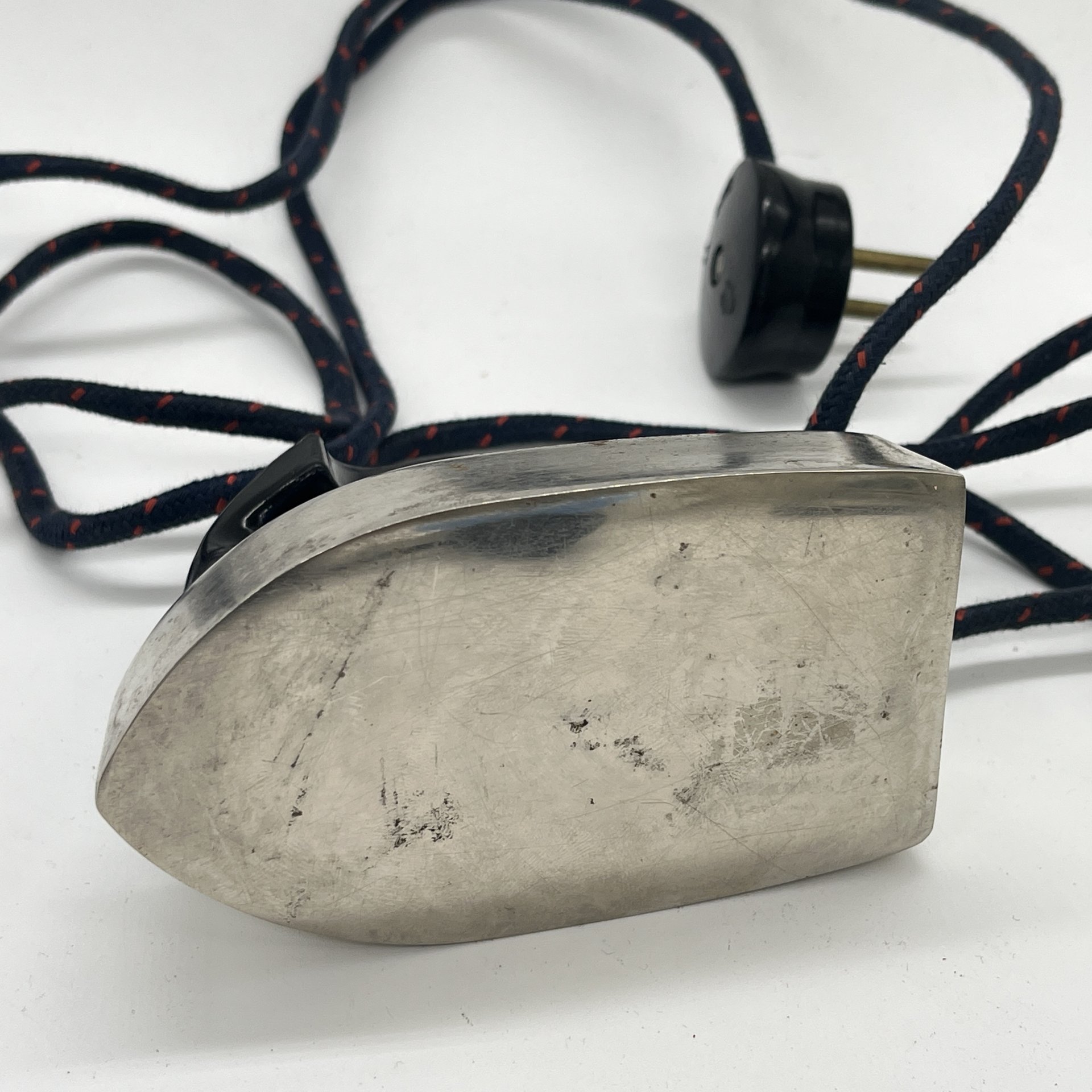 Электрический дорожный утюг, ХЗМЗ