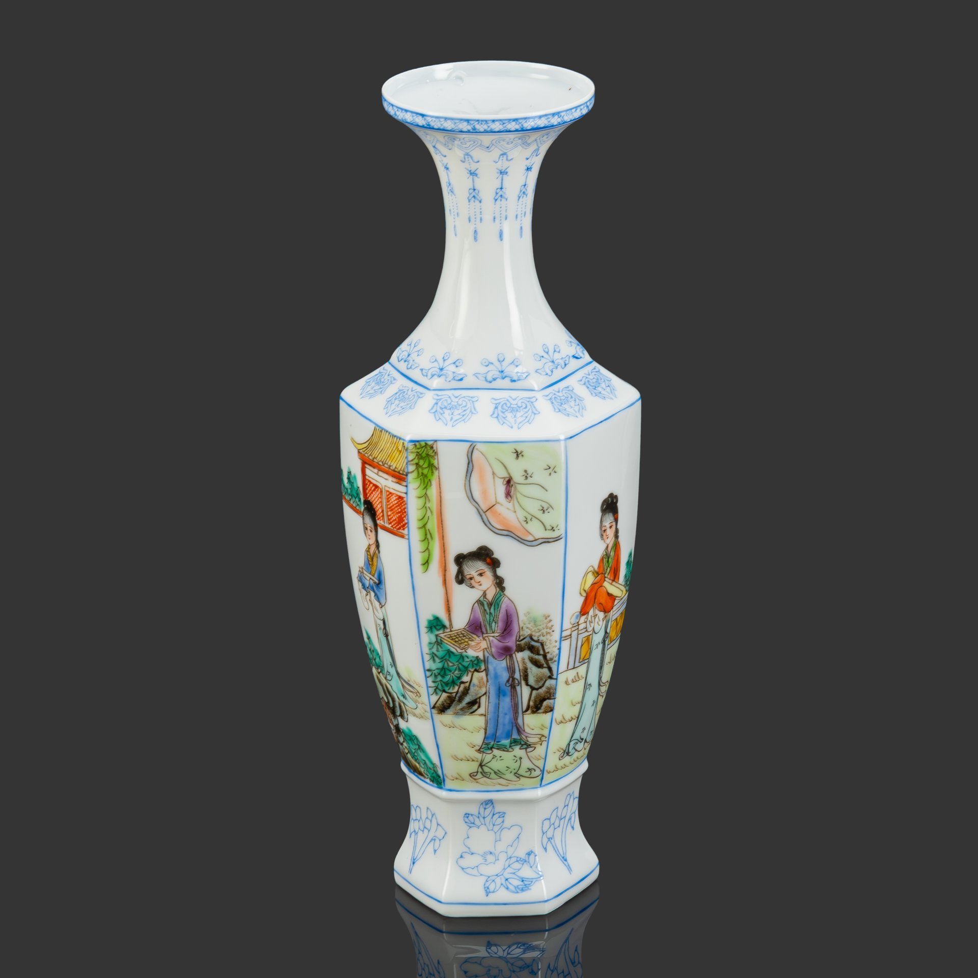 Ваза шестигранной формы "Благородные женские искусства (добродетели)"