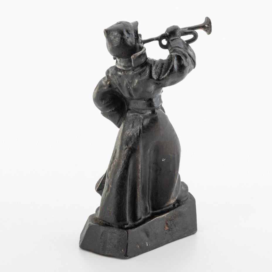 Скульптура "Горнист" (Будёновец), Кусинский чугунолитейный завод (Куса)