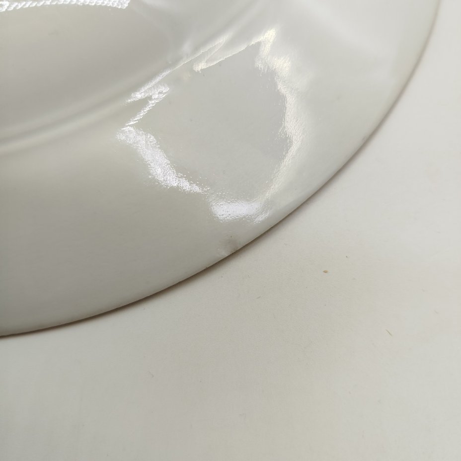 Набор из четырех суповых тарелок с растительным декором