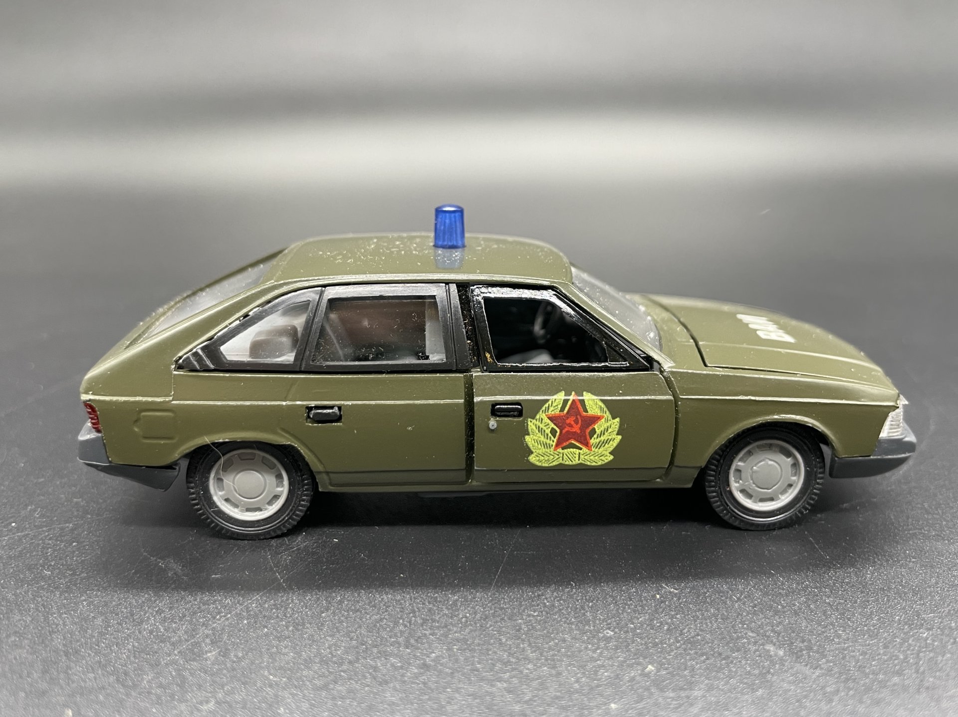Модель автомобиля "Москвич 2141" (ВАИ)